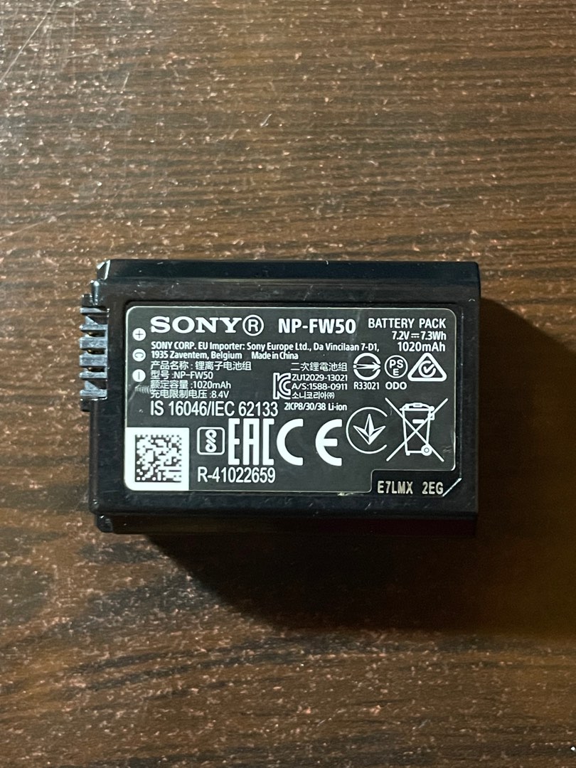 Sony NP-FW50 battery, 攝影器材, 攝影配件, 電池及充電器- Carousell