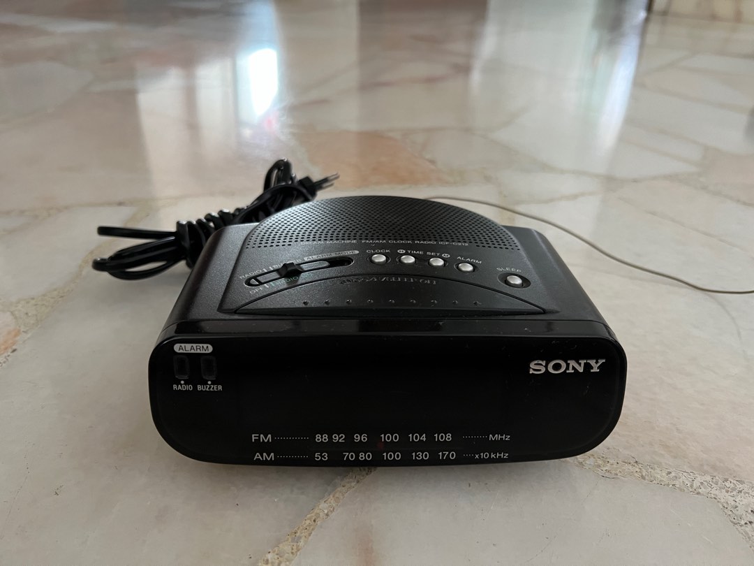 Sony radio clock, Audio, Other Audio Equipment on Carousell