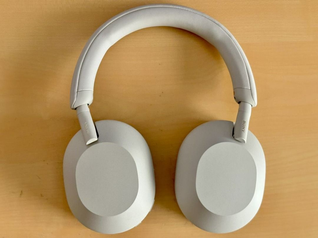SONY WH-1000XM5 白金銀二手美品, 音響器材, 頭戴式/罩耳式耳機- Carousell