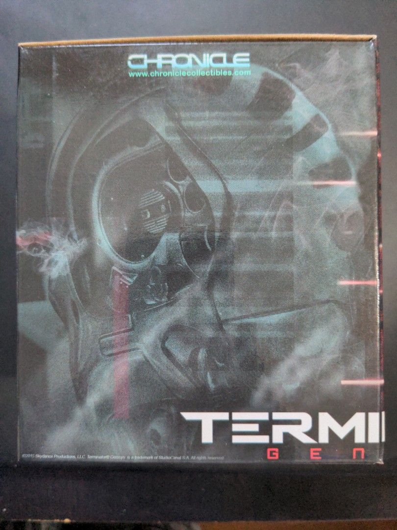 Terminator Genisys Half Scale Endo Skull, Hobbies & Toys, Toys & Games