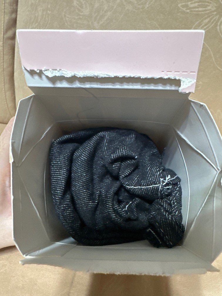 WTT/WTS The Tinsel Rack Froot Loot Bag in Sesame Latte, Women's Fashion