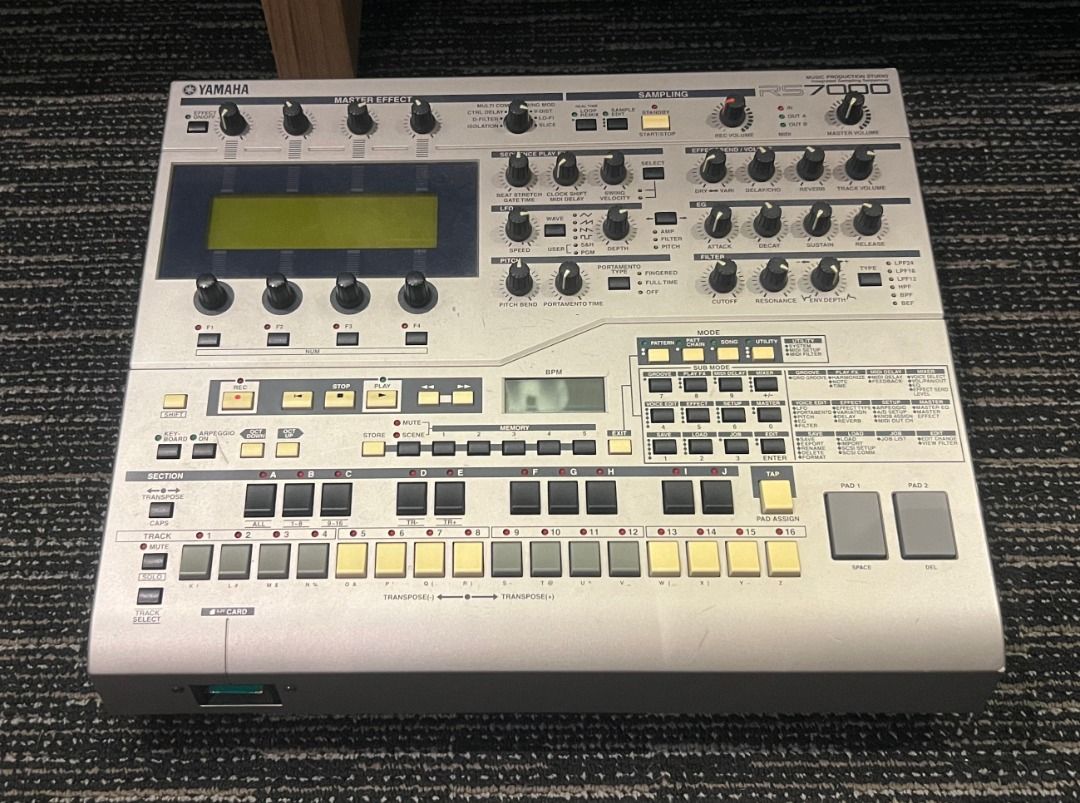 Yamaha RS7000 Music Production Studio Workstation Samplers