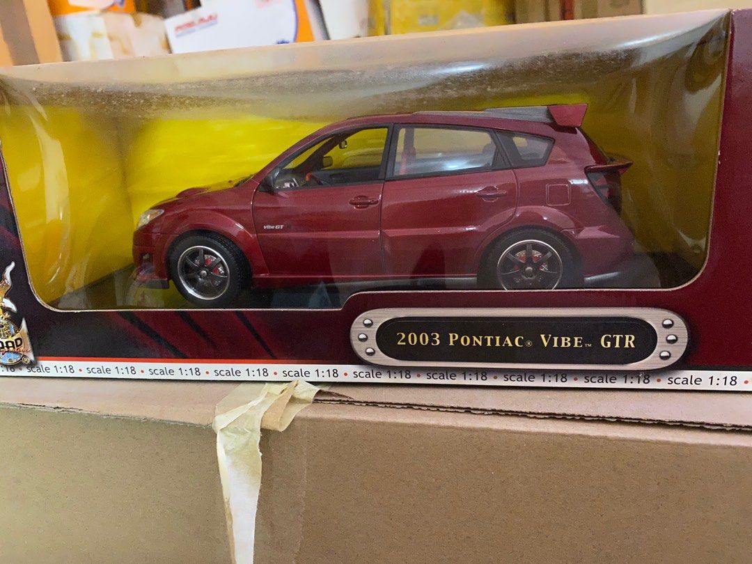 Pontiac Vibe GT-R 1/18 ダイキャストカー トヨタ ヴォルツ s-l400.jpg