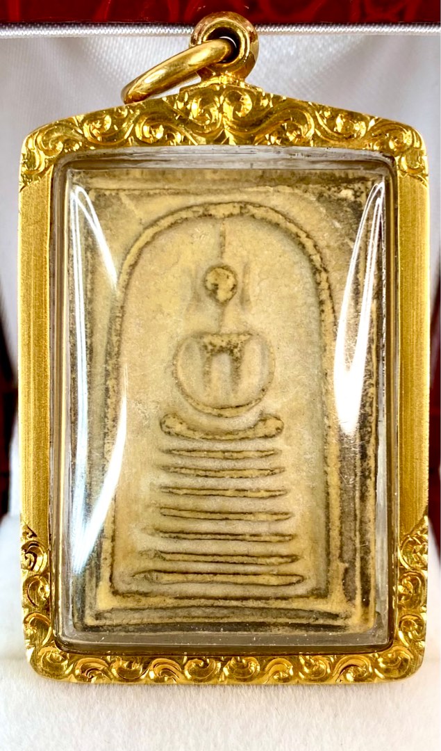 Yellow Gold Casing Vintage Somdej Thai Amulet, Hobbies & Toys ...