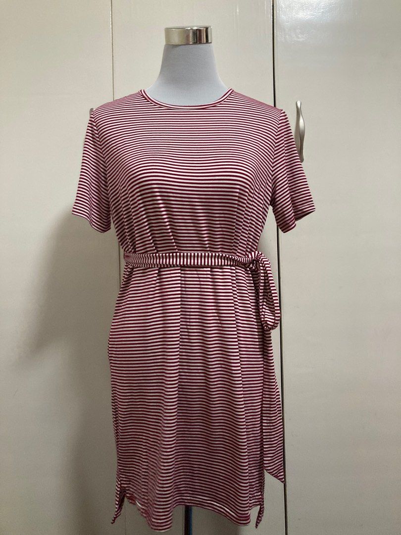 Zalora Basics - Maternity Dress X-Small (Category: Maternity wear) located in Taguig. Submitted by 8sRyl (Listing ID 1227543305, Image 1). Description: Zalora Basics - Maternity Dress X-Small can be worn upto 7 months strechable fabric wash and wear.
