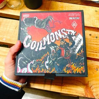 180$💓(二手) 數量1。哥吉拉收納木盒 蒐藏 玩具 模型 恐龍 盒子 木盒 桌上擺設