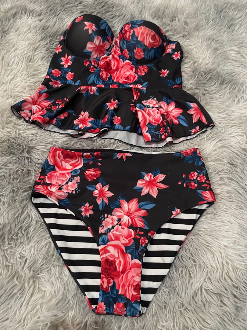 2 piece swimsuit SM reversible bottom on Carousell