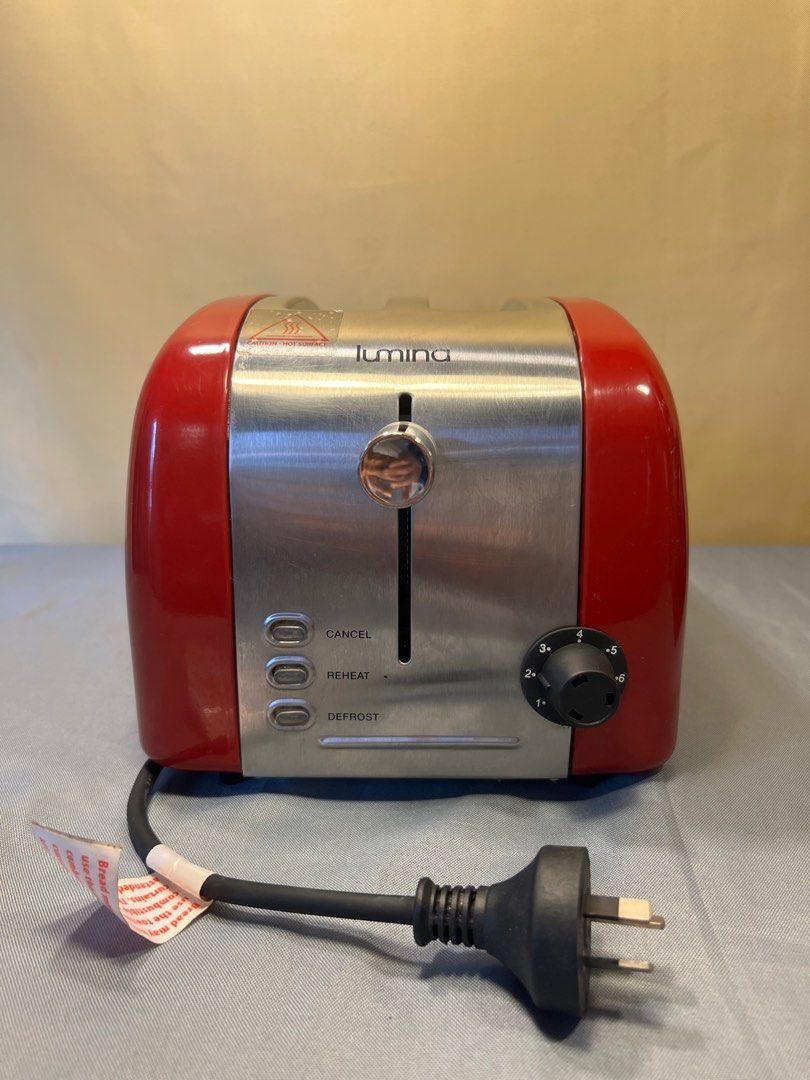 2 Slice Toaster (Category: Ovens & Toasters) located in Quezon City. Submitted by lucas_luxuries (Listing ID 1224245323, Image 1). Description: Lumina 2 Slice Toaster - Australian Mall Pullout - Australian Mall Display - Unused - Minor Scratches - 220V.