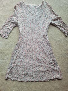(Category: ) located in . Submitted by areeya_wardrobe (Listing ID 1224229795, Image 1). Description: .