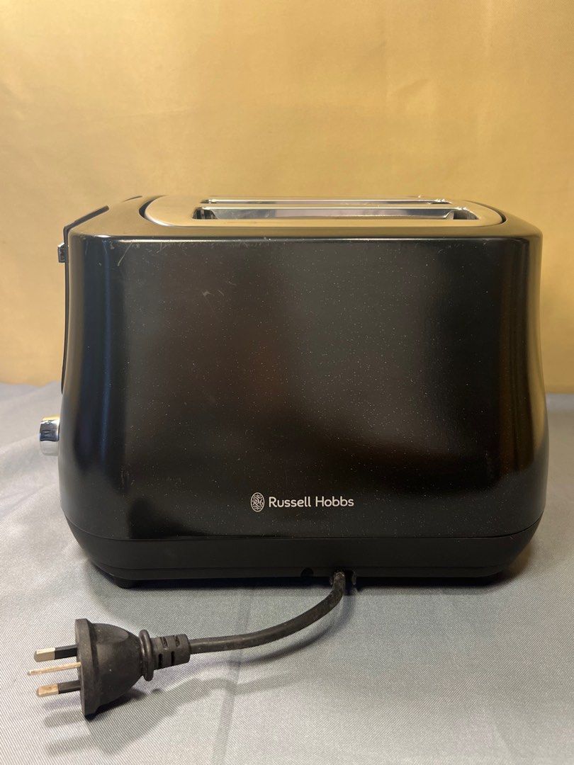 4 Slice Toaster (Category: Ovens & Toasters) located in Quezon City. Submitted by lucas_luxuries (Listing ID 1224249488, Image 3). Description: 4 Slice Toaster - Australian Mall Pullout - Australian Mall Display - New Condition - 220V.