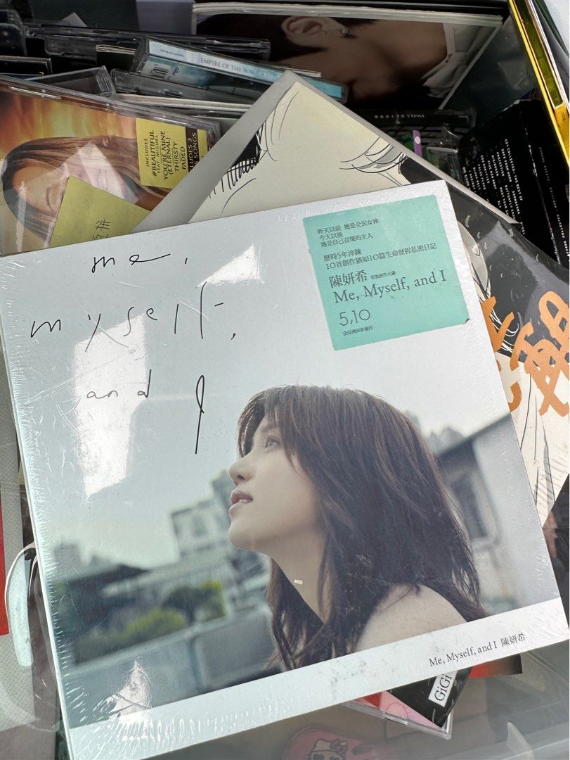全新陳妍希Me myself and I 專輯, 興趣及遊戲, 音樂、樂器& 配件