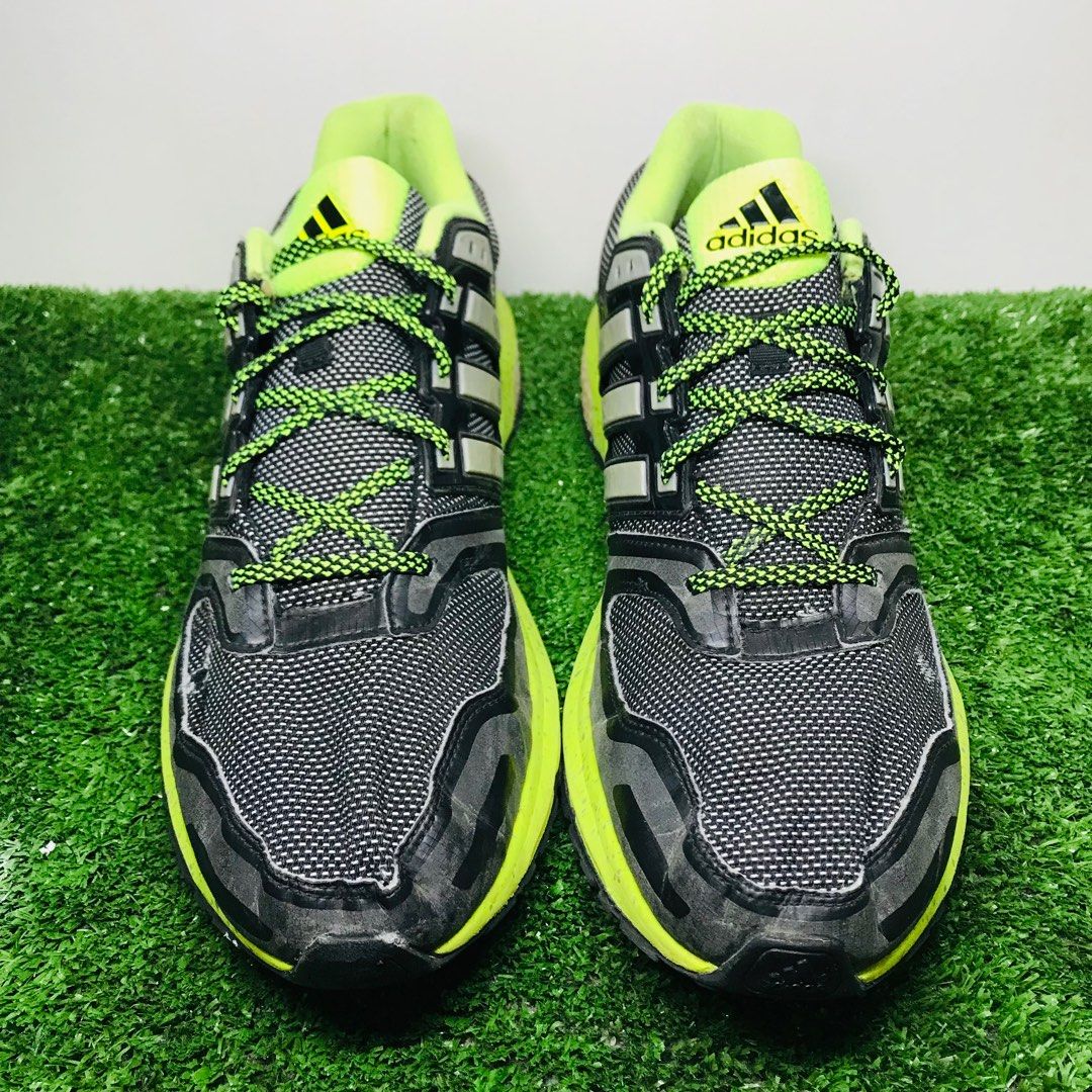 ADIDAS QUESTAR BOOST USED ITEM BUNDLE SNEAKER JOGGING