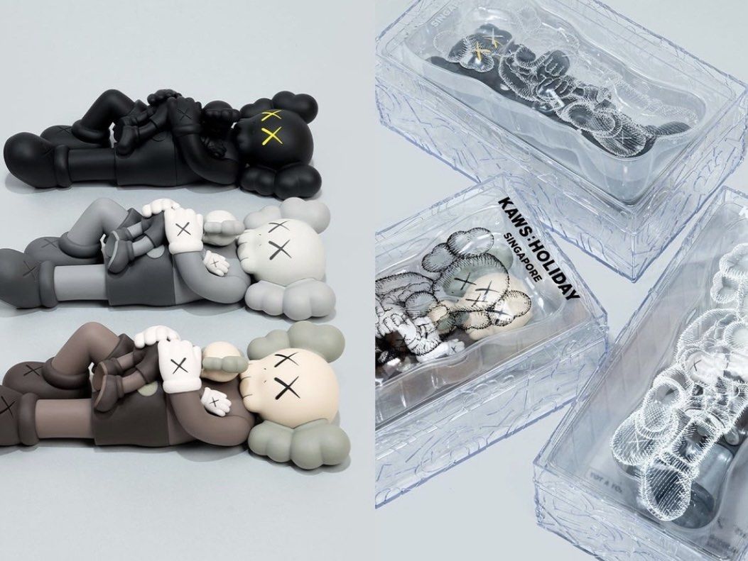 おすすめネット HOLIDAY : KAWS JAPAN 非売品 提灯 コレクション