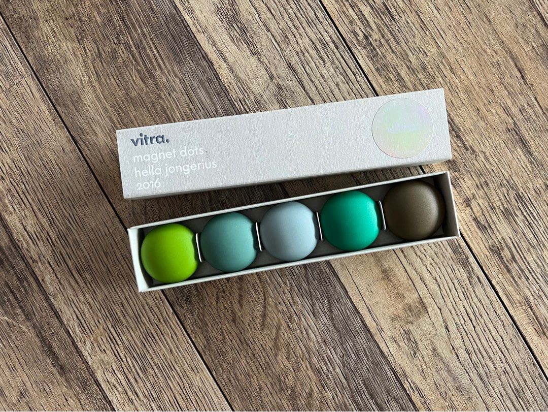 VITRA MAGNET DOTS, set of 5 , Furniture & Home Living, Home