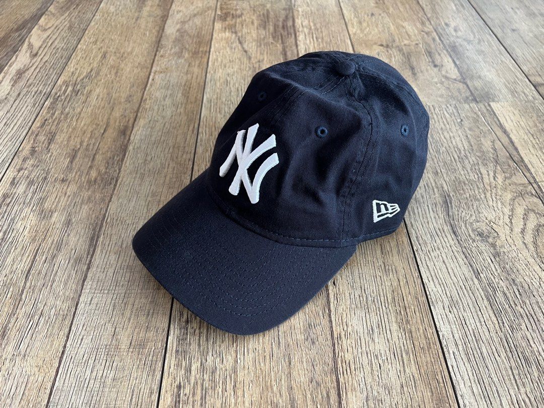 Moma NY Yankees Baseball Cap by New Era | 7 1/2 | Wool