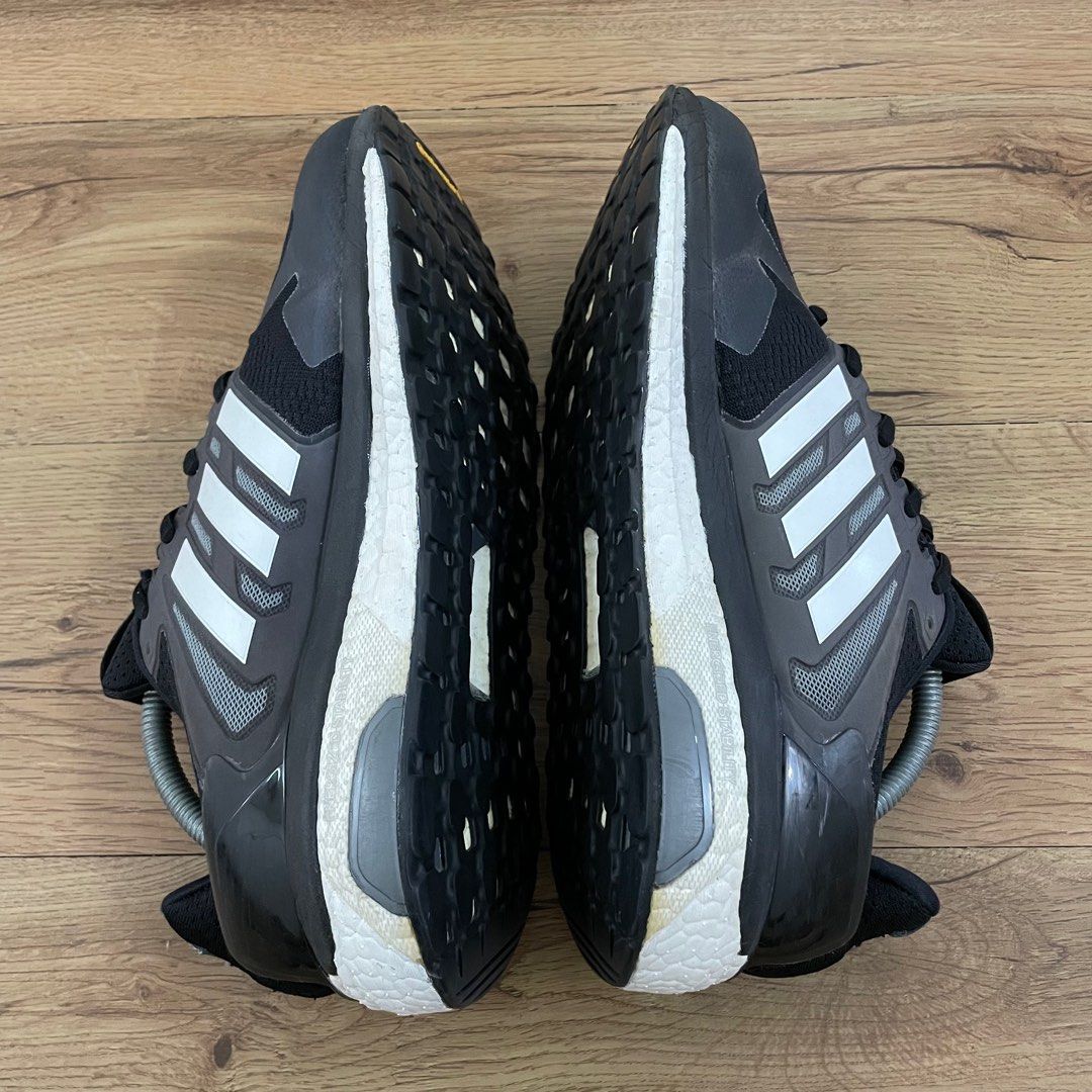 Adidas supernova st vs ultra top boost st