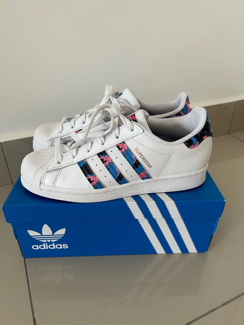 Adidas superstar Women s Fashion Footwear Sneakers on Carousell