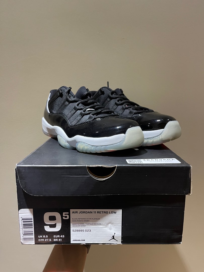 aj 11 low snakeskin