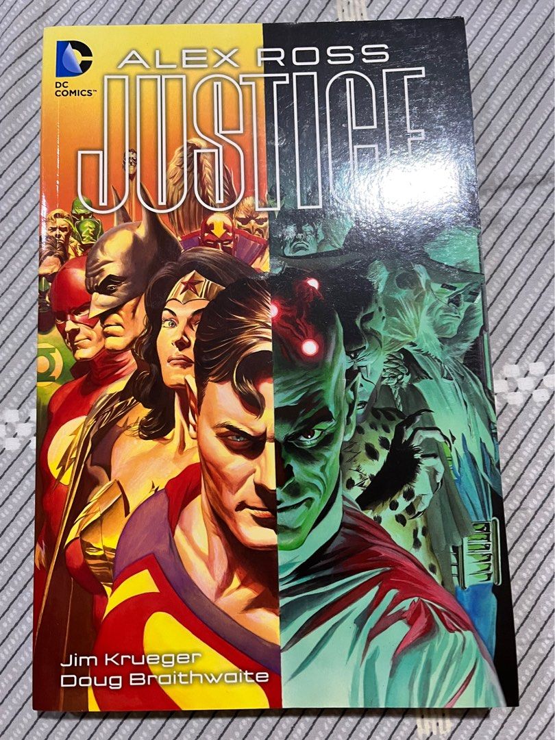 Alex Ross Justice TPB DC Comics league Superman Batman Flash, Hobbies &  Toys, Books & Magazines, Comics & Manga on Carousell