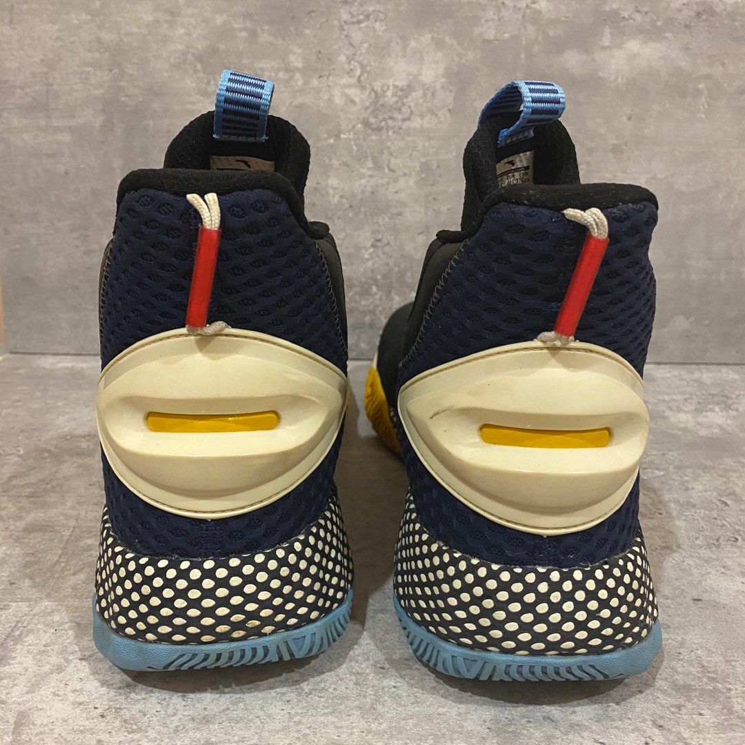 Thompson shoes 2019 store