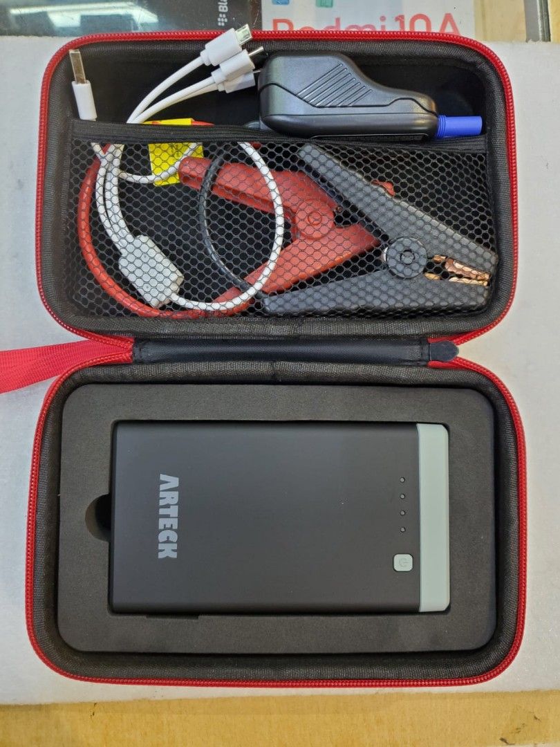 Arteck A7 Car Jump Starter 12000mAh Start Current 400A with Clamp and Flashlight