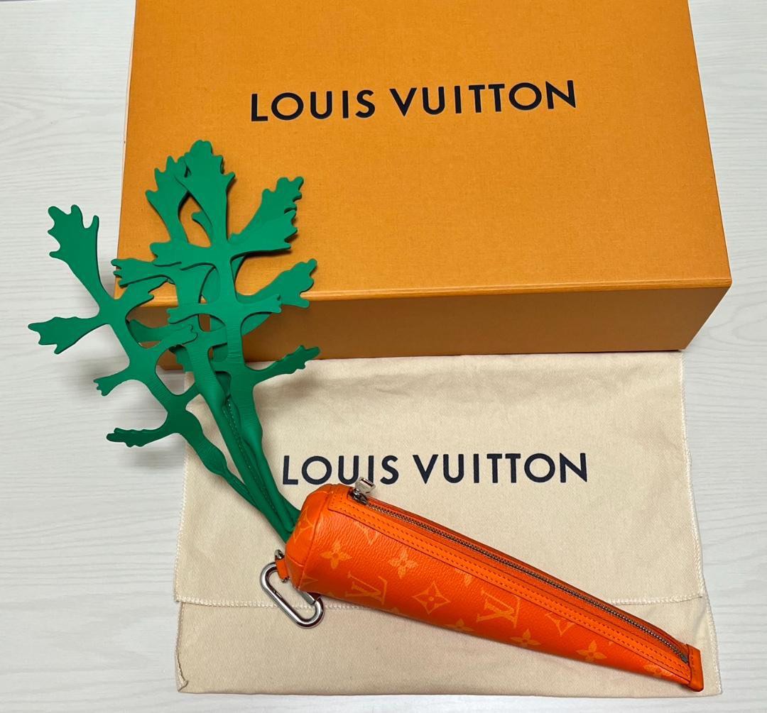 Louis Vuitton Orange Monogram Carrot Pouch Cloth Pony-style