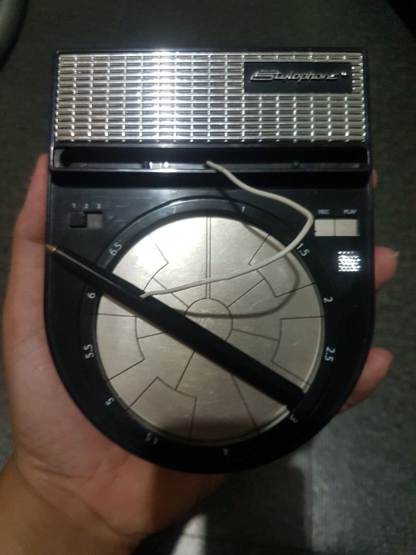 Beatbox stylophone dubreq (Category: Musical Instruments) located in Caloocan City. Submitted by mackenzie001 (Listing ID 1224188236, Image 1). Description: good and working condition.