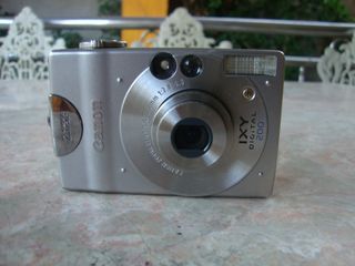 Canon Ixy PC1001 2.1 Megapixels  Digital Camera ( Tested Before Ship Out )