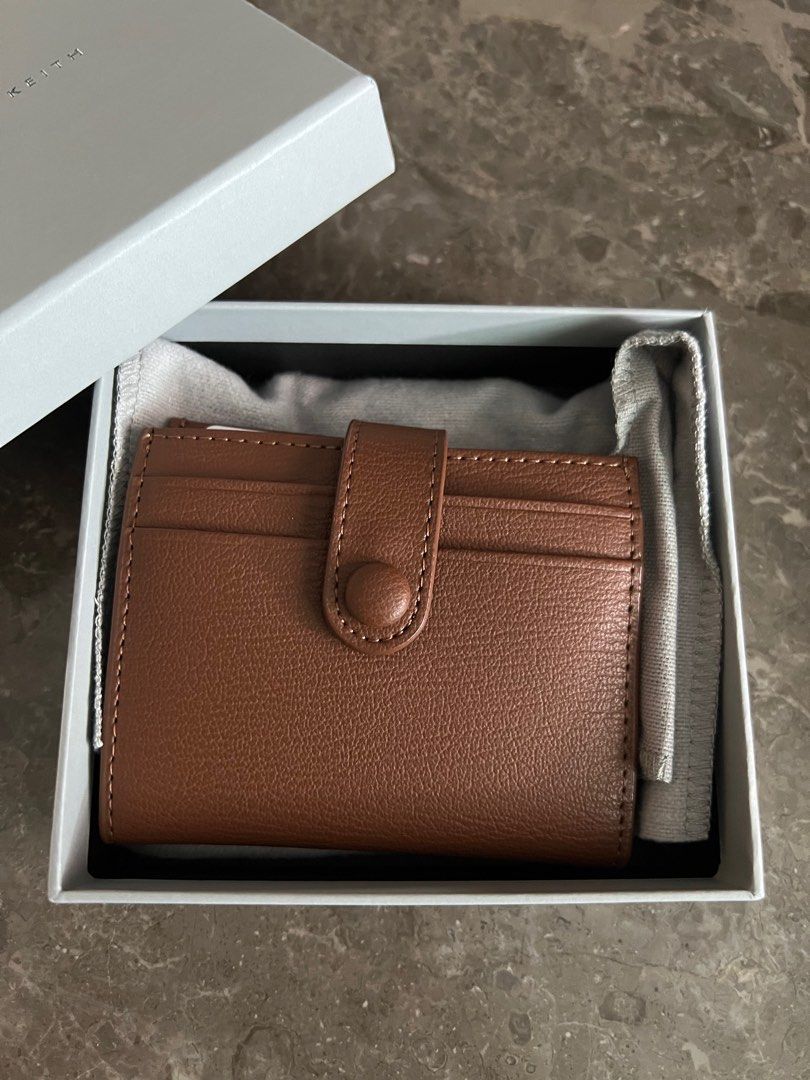 Chocolate Snap Button Card Holder | CHARLES & KEITH