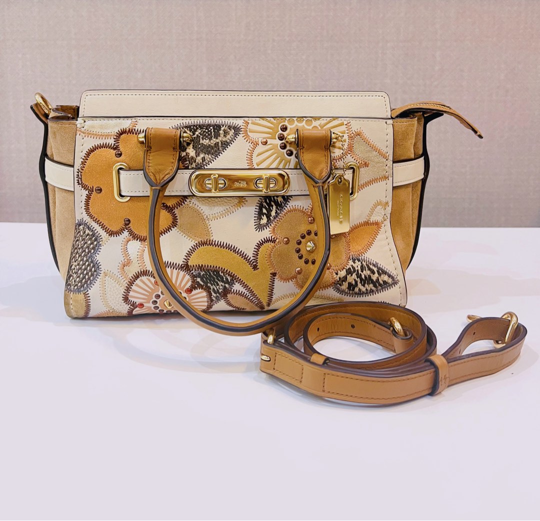 Coach swagger original butik on Carousell