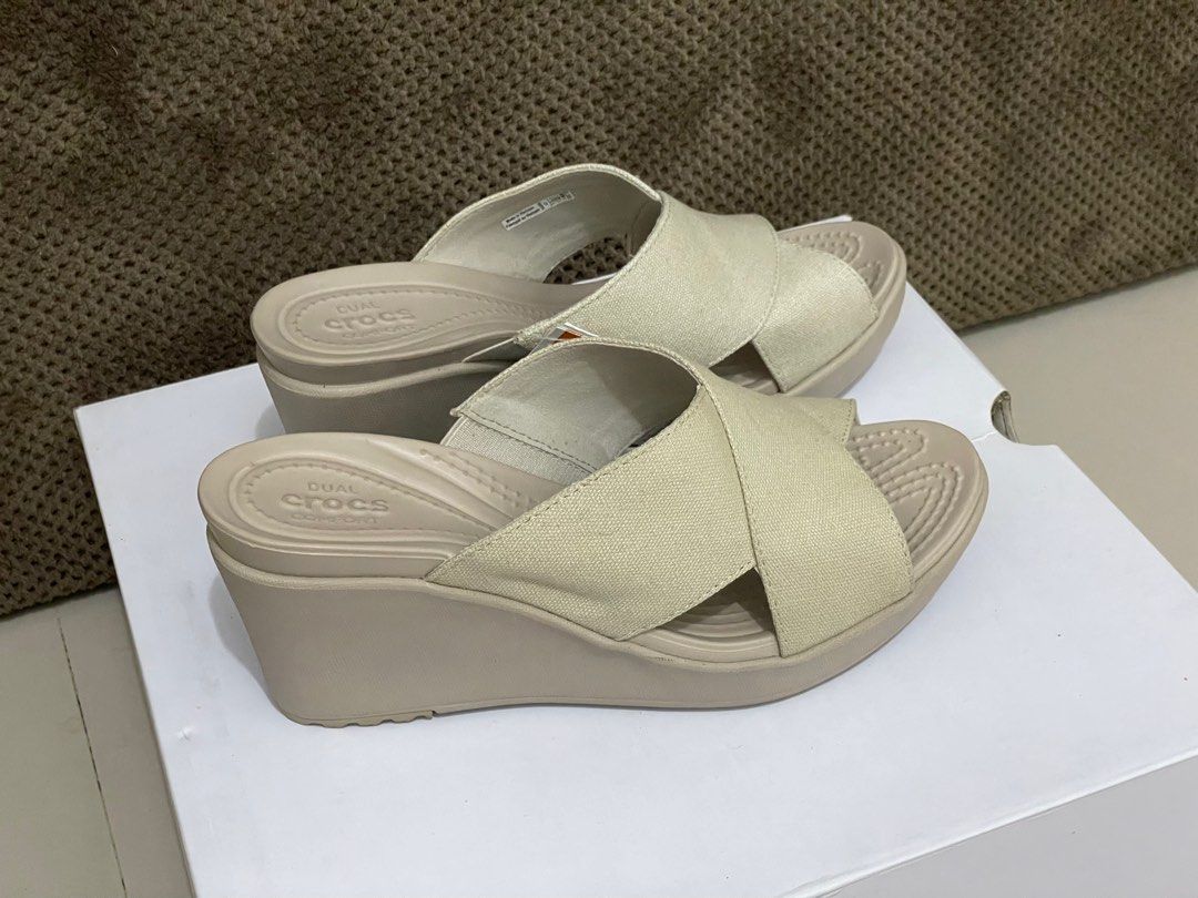 Crocs leigh ii x strap wedge new arrivals