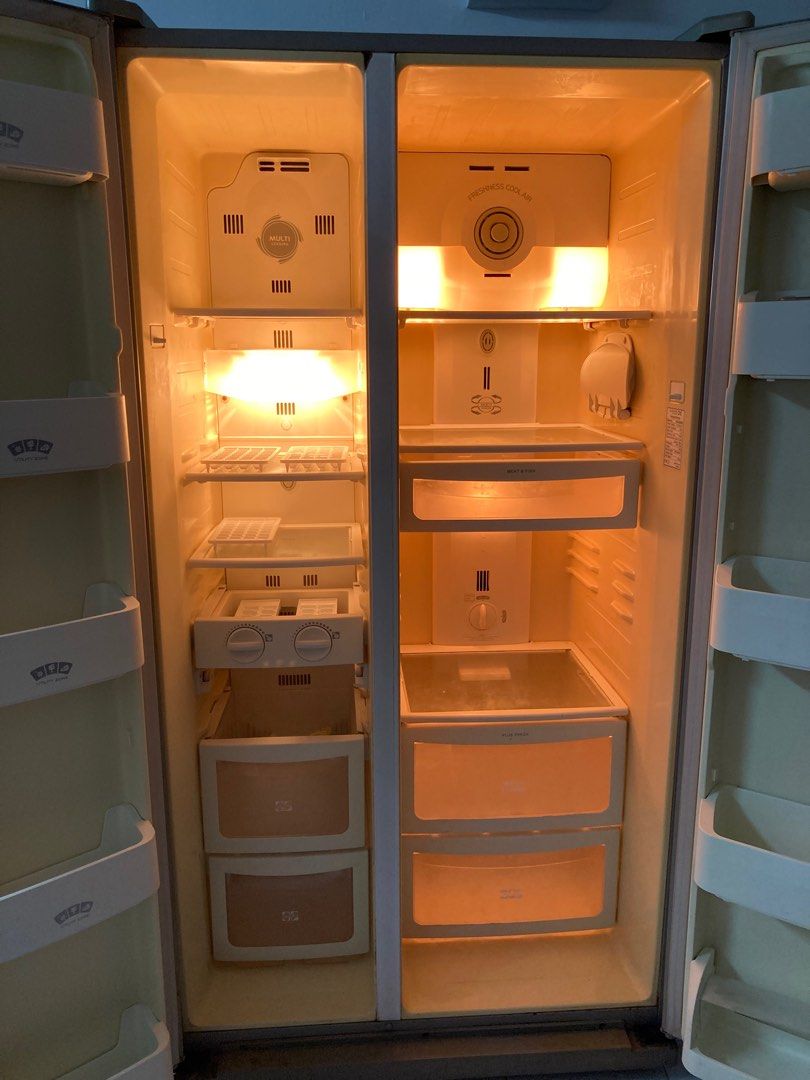 Daewoo refrigerator, TV & Home Appliances, Kitchen Appliances