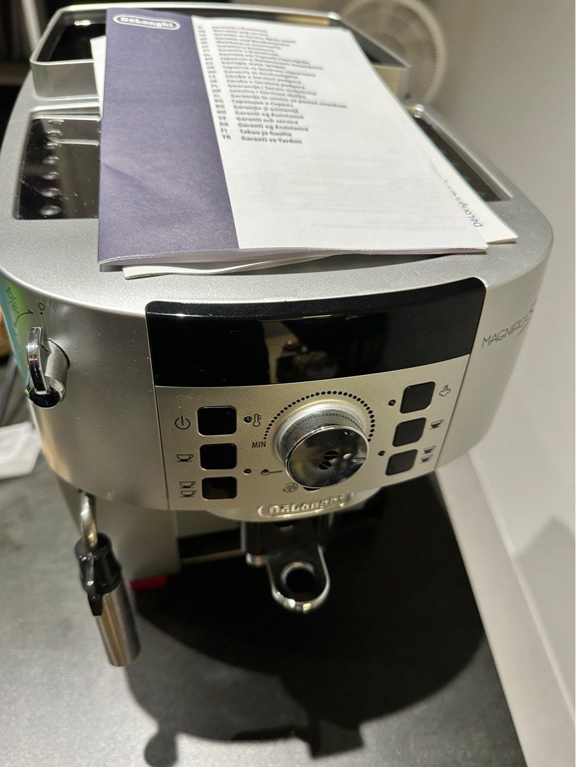 Delonghi coffee machine under warranty, TV & Home Appliances, Kitchen