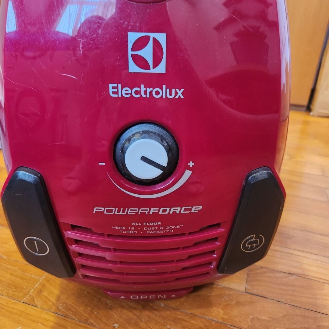 Electrolux PowerForce Vacuum Cleaner and Accessories, TV & Home