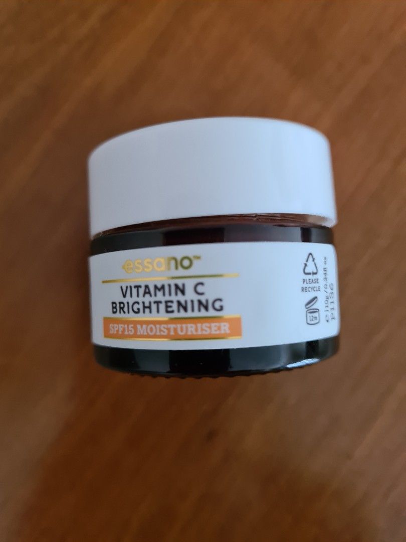 Essano Vitamin C Brightening SPF15 Moisturiser, Beauty & Personal Care