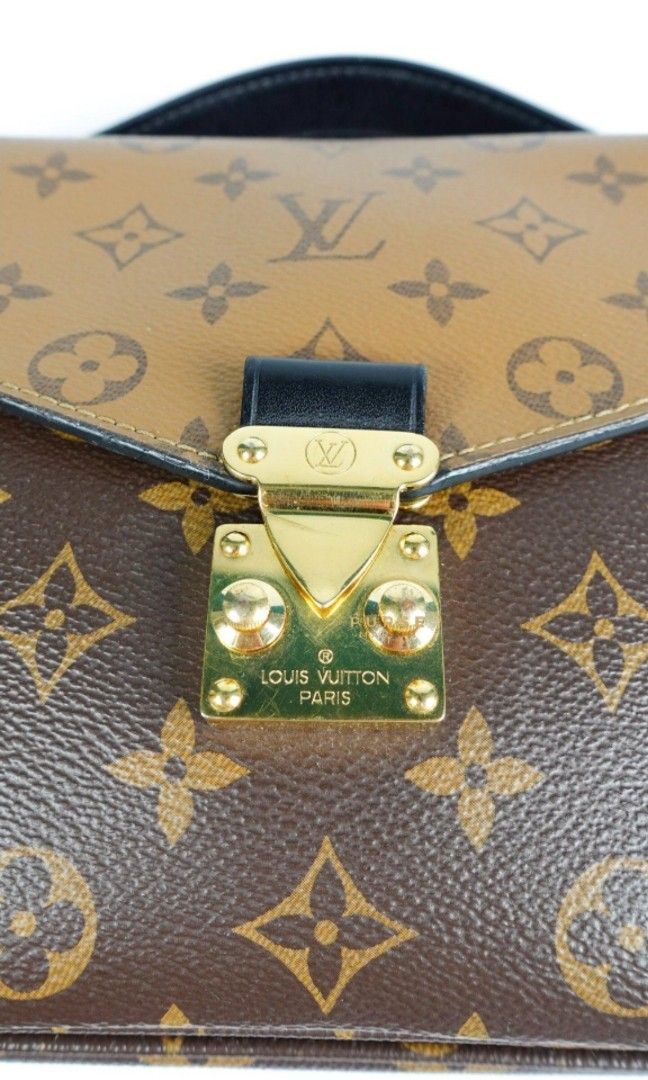 Louis Vuitton Pochette Metis No Date Code or stamp??!! New