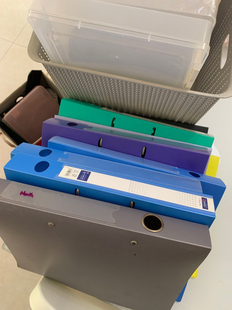 FREE Binders/Ring Files/Folders, Hobbies & Toys, Stationery & Craft