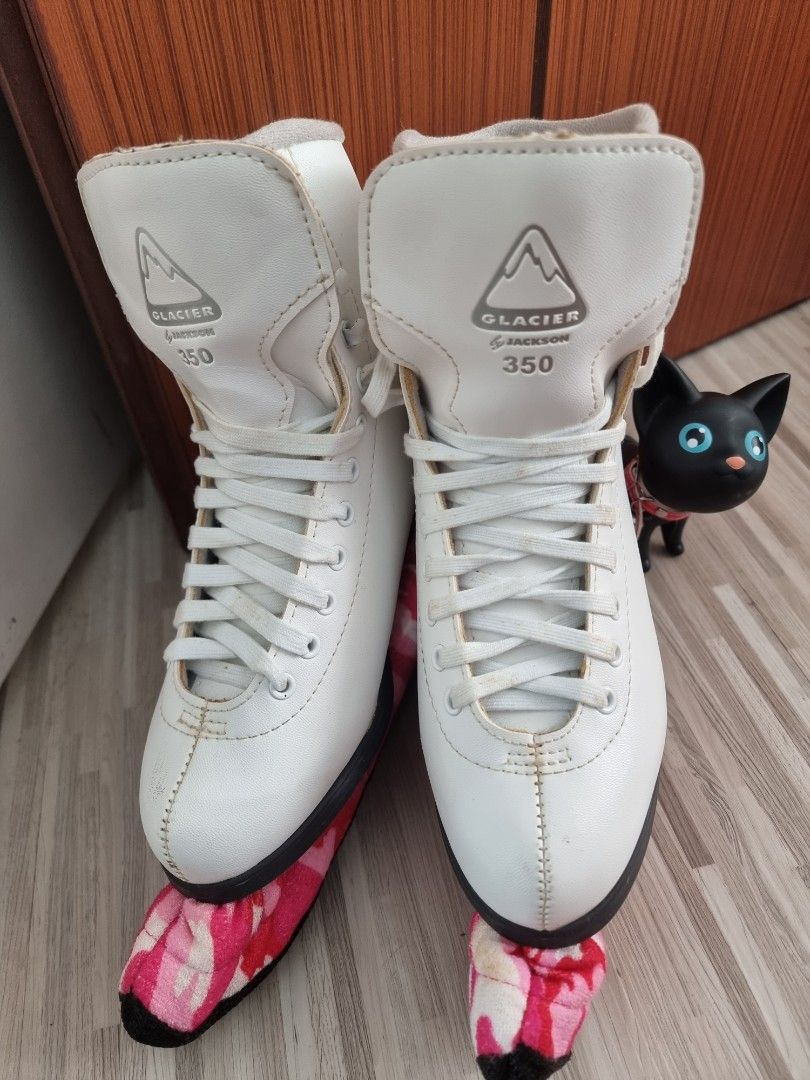 Glacier Jackson 350 ice skates, Sports Equipment, Sports & Games