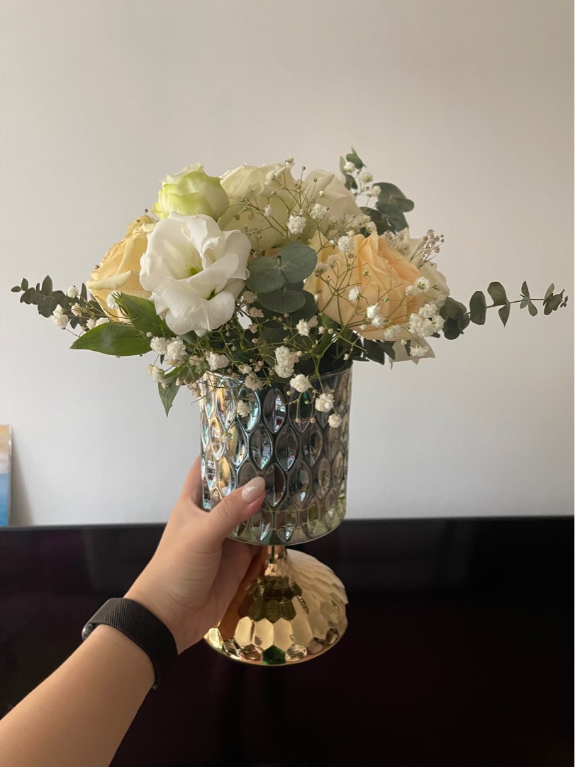 Gold Vases FOR RENT, Furniture & Home Living, Home Decor, Vases