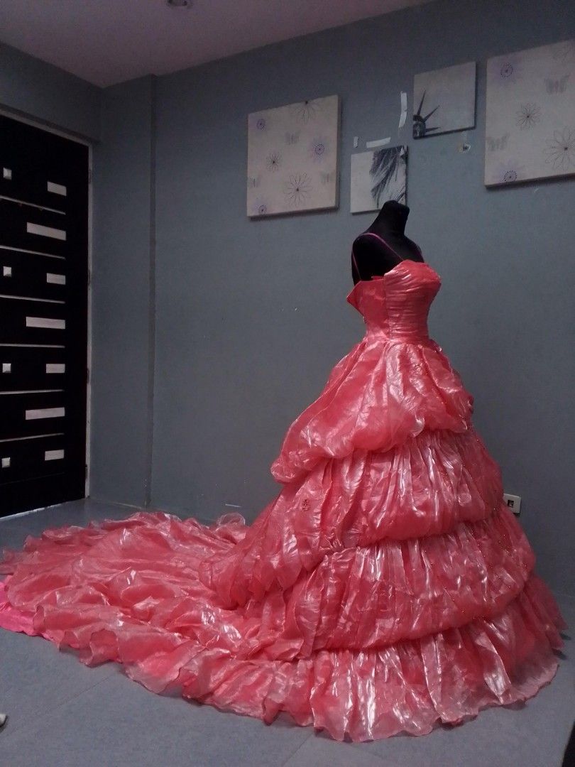 Gown Murang mura