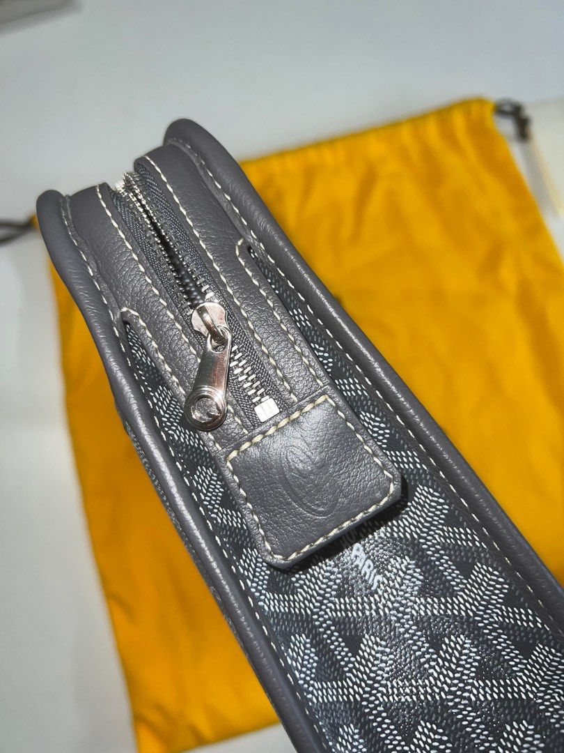 Goyard Jouvence MM Toiletry Bag/ Clutch in Grey, Luxury, Bags