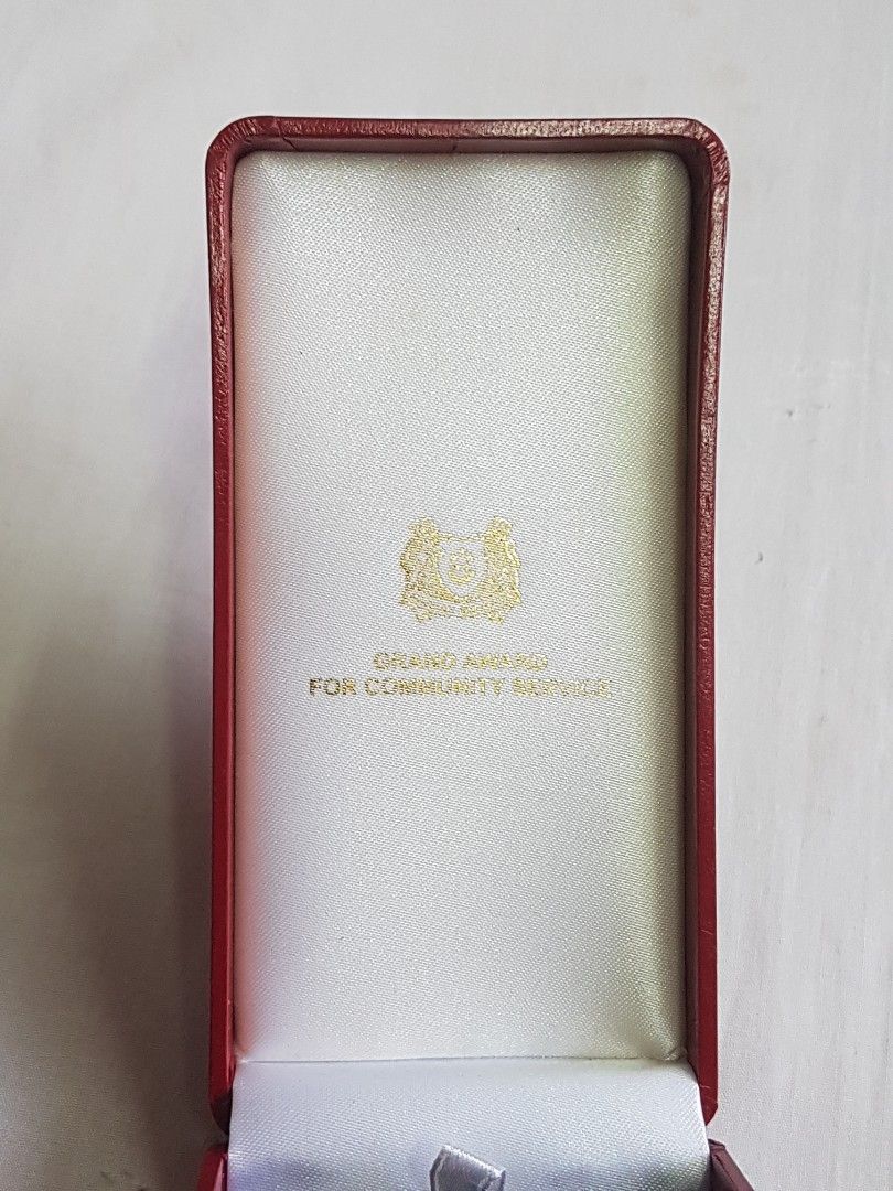 Grand Award For Community Service 10-Years Long Service Award Medal ...