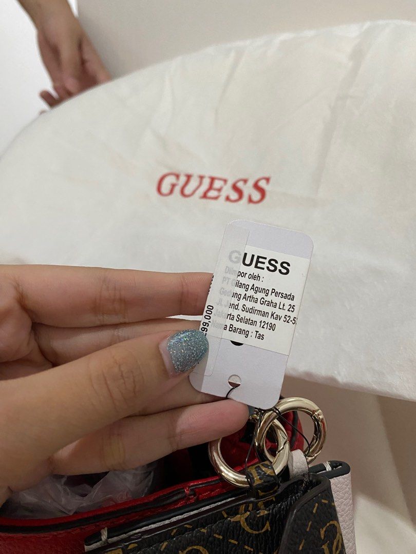 GUESS Kirby mini crossbody, Fesyen Wanita, Tas & Dompet di Carousell