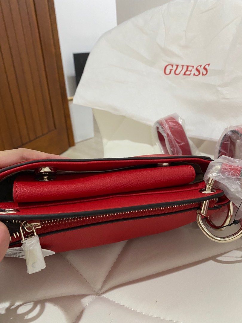 GUESS Kirby mini crossbody, Fesyen Wanita, Tas & Dompet di Carousell