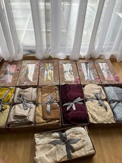 (Kategori: ) berada di . Dikirim oleh moesa_stuff (ID iklan 1224314690, Gambar 1). Deskripsi: .