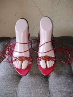 Heels brand rotelli