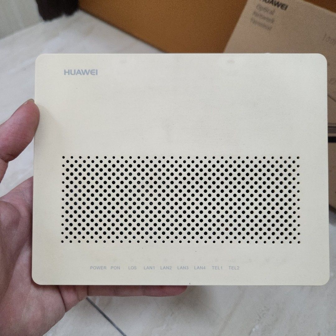 Huawei EchoLife HG8240H GPON Terminal, Computers & Tech, Parts ...
