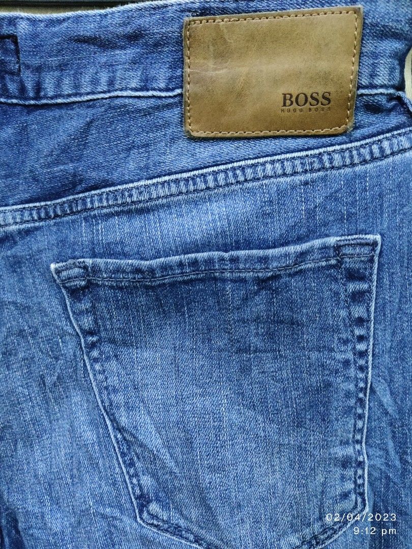 HUGO BOSS JEANS REGULAR FIT, Men's Fashion, Bottoms, Jeans on Carousell