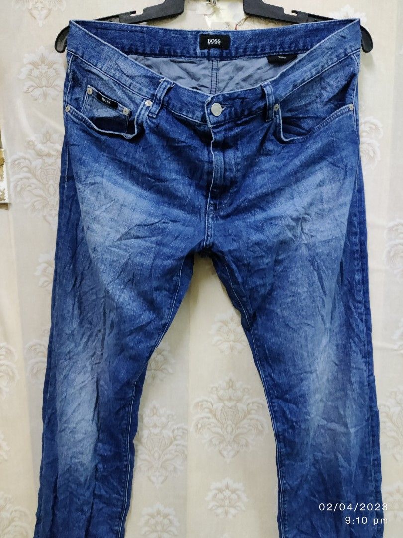 HUGO BOSS JEANS REGULAR FIT, Men's Fashion, Bottoms, Jeans on Carousell