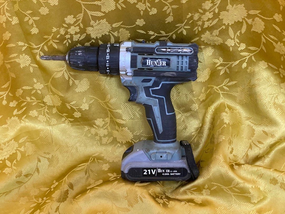 Hunter battery Drill 21v, Services, Home Services, Renovations on Carousell